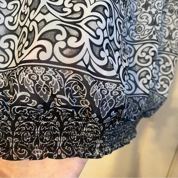 White House Black Market Tank Ruffled V-Neck Elastic Waist Bloudr Top Size M - Picture 4 of 8